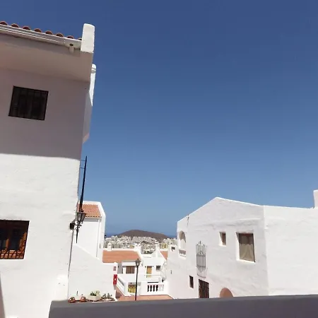 Studio In Well Kept Quiet Complex K002 * Los Cristianos (Tenerife)