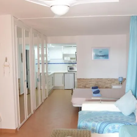 Studio In Well Kept Quiet Complex K002 Los Cristianos (Tenerife)